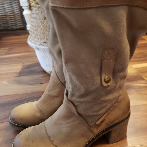 Leather boots - Picture 2 of 7